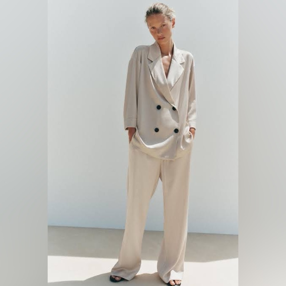 NWT - Zara Wrinkled Blazer - soft gold